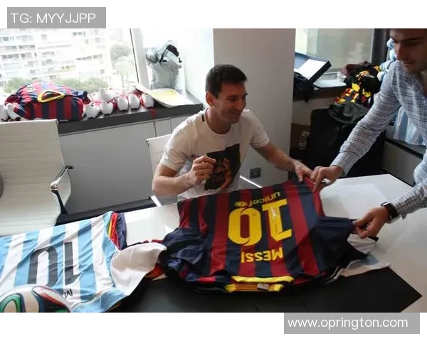 与足球球星亲密合照获得签名纪念珍贵瞬间尽显球场魅力